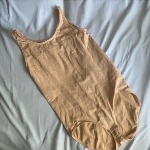 Jockey Nude Bodysuit - Picture 1 of 2
